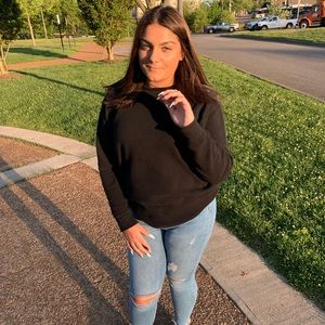 Meet your Posher, Kenzie